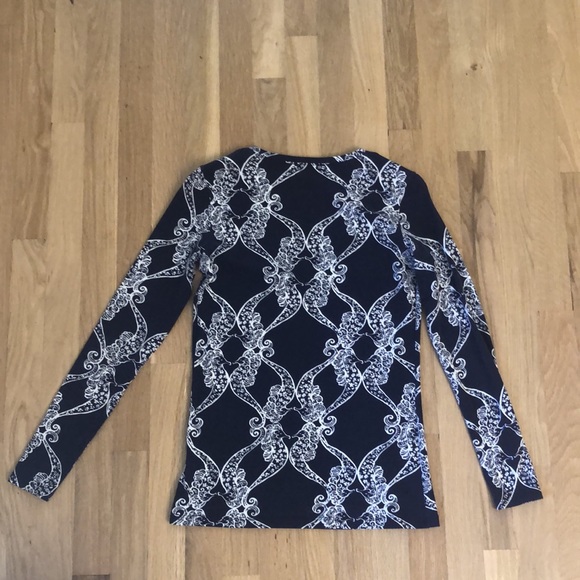 Lilly Pulitzer Kissing Seahorse Jodie V-neck Longsleeve Blue and White Size XS - Picture 10 of 13